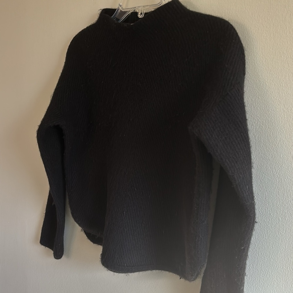 Aritzia Babaton mockneck wool linen blend wide fit sweater - Picture 4 of 10